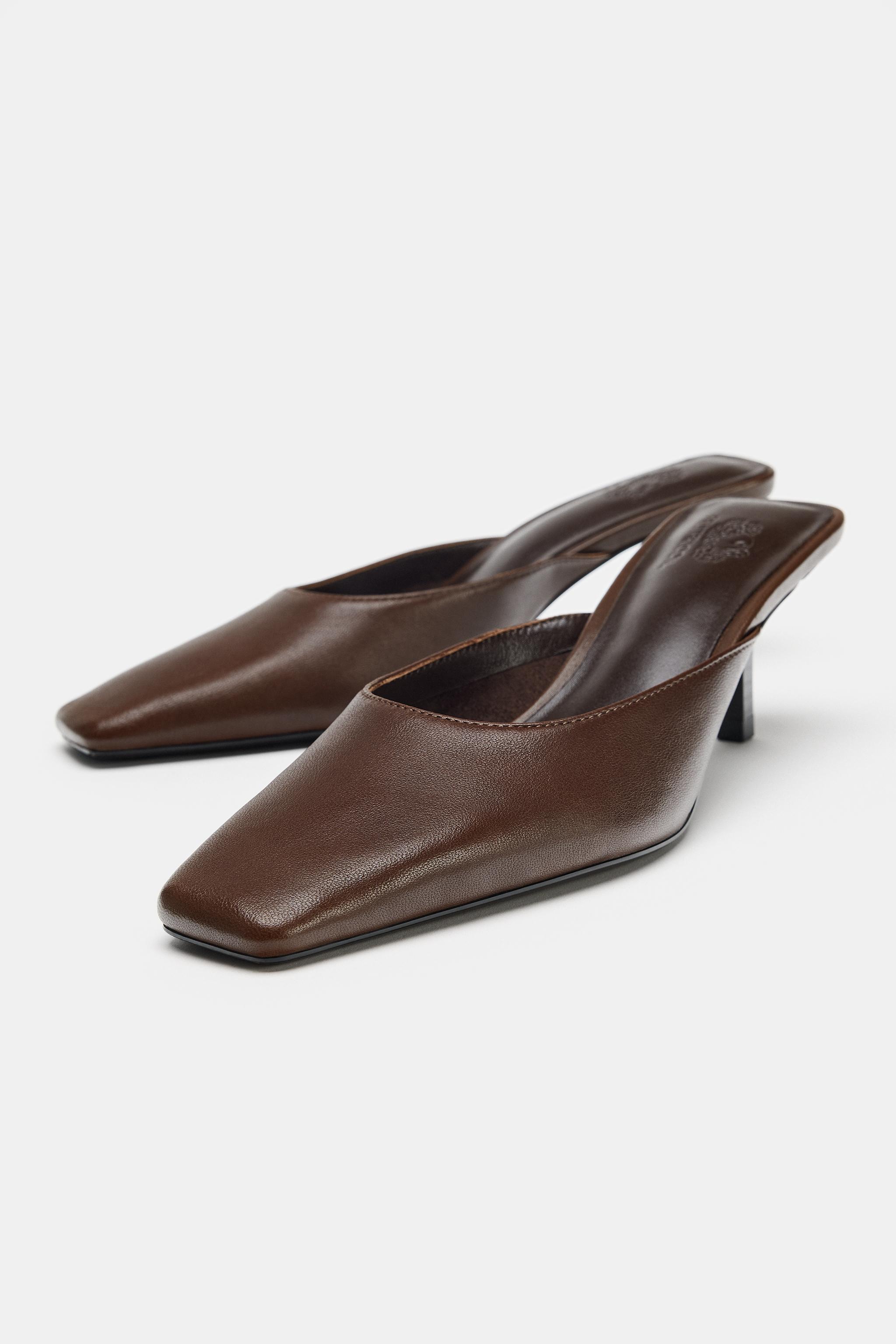 FRUIT OF THE LOOM™ LEATHER MULE HEELS